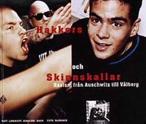 Omslagsbild för Hakkors och skinnskallar