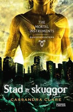Omslagsbild för Stad av skuggor