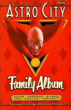 Omslagsbild för Kurt Busiek's Astro City Family album