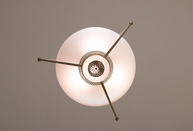 16. facksal2_lampa_underifran_630px_aroos.jpg