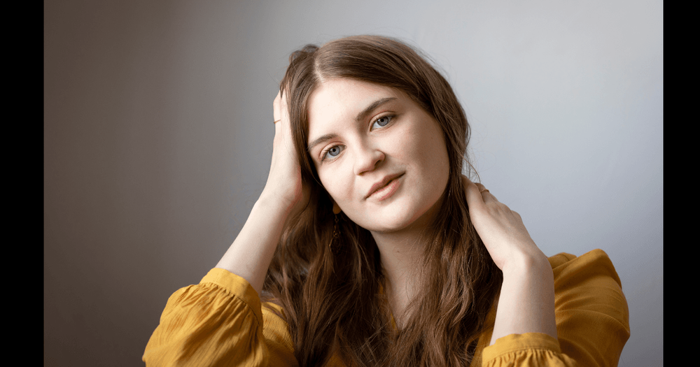 Porträttfoto på Dina Grundberg