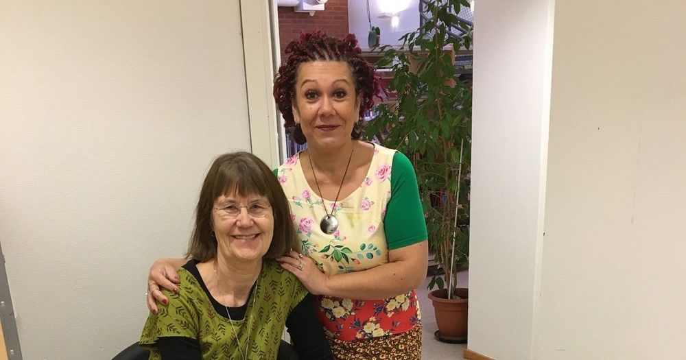 Gunilla Lundgren och Jeanette Olsson. Foto: Västerås stadsbibliotek